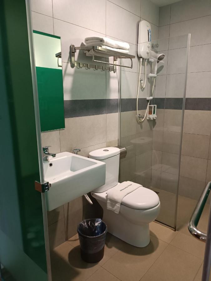 Greencity Hotel Sungai Petani Bagian luar foto
