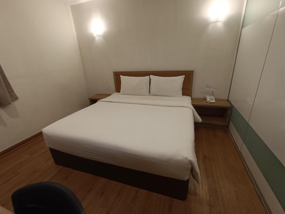 Greencity Hotel Sungai Petani Bagian luar foto
